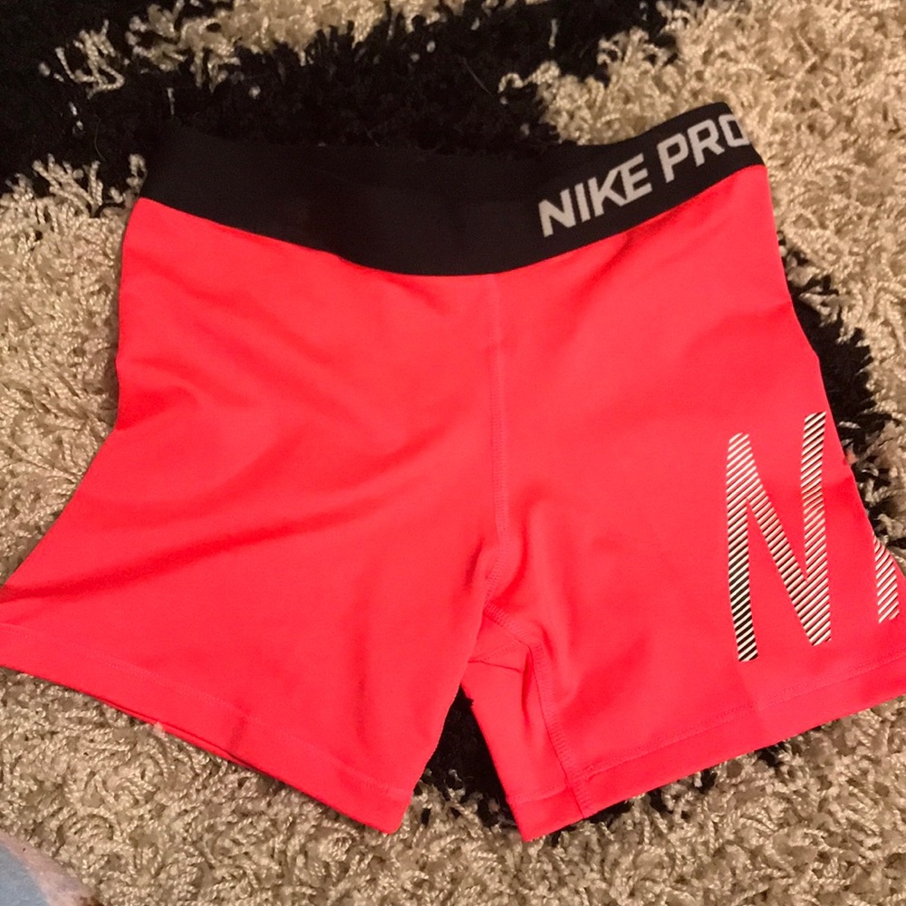 Nike spandex